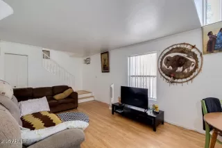 Photo #4: 6951572 Listing