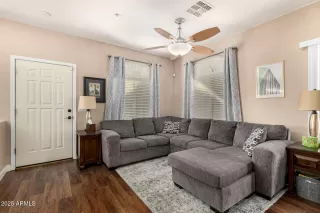 Photo #3: 6951656 Listing 