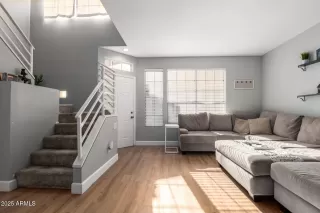 Photo #3: 6951879 Listing 