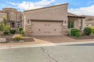 Photo #5: 6952145 Listing