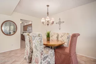 Photo #5: 6952236 Listing 