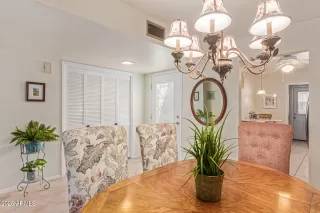 Photo #6: 6952236 Listing 