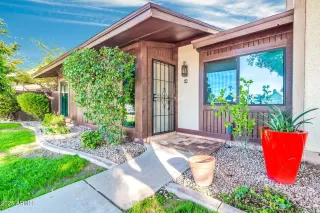 Photo #4: 6952256 Listing