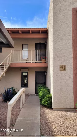 Photo #2: 6952606 Listing