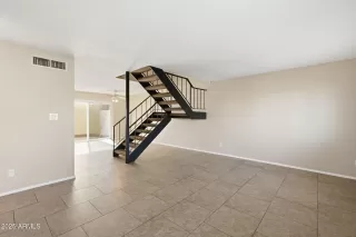 Photo #5: 6952695 Listing 