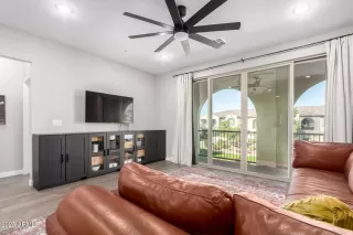 Photo #3: 6952709 Listing