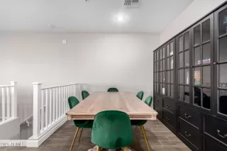 Photo #5: 6952709 Listing