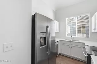 Photo #6: 6953028 Listing 