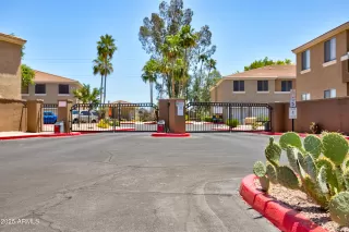 Photo #2: 6953132 Listing 