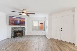 Photo #5: 6953558 Listing