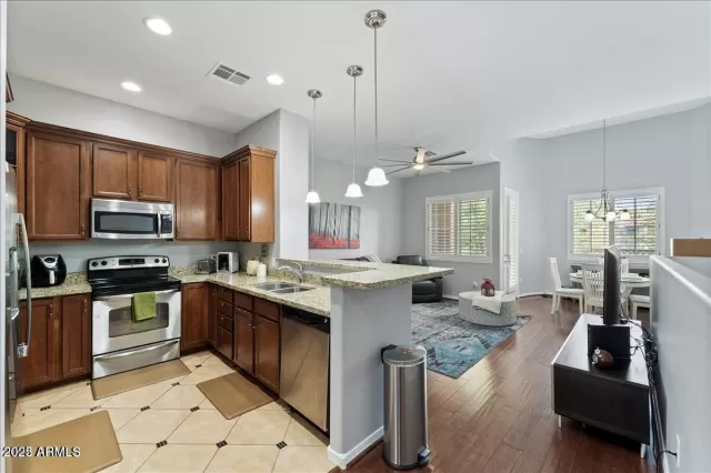 MLS: 6954015 Condo For Sale