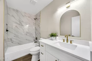 Photo #2: 6954269 Listing 