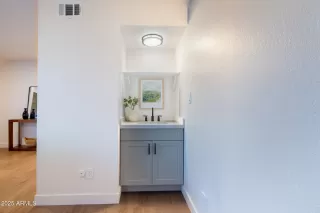 Photo #6: 6954378 Listing 