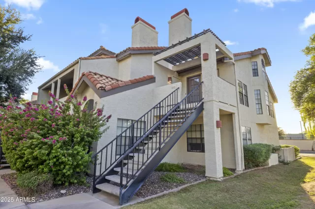 MLS: 6954715 Condo For Sale