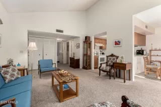 Photo #6: 6954763 Listing 