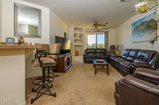 Photo #6: 6955013 Listing