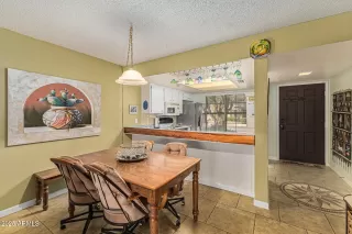 Photo #5: 6955096 Listing 