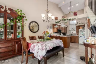 Photo #4: 6955104 Listing