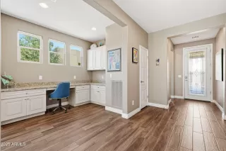 Photo #3: 6955187 Listing