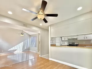 Photo #6: 6955234 Listing