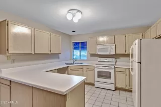 Photo #4: 6955281 Listing