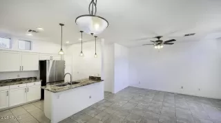 Photo #6: 6955814 Listing