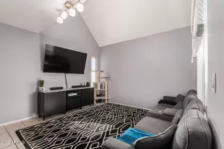 Photo #4: 6955907 Listing 