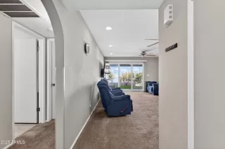 Photo #6: 6955968 Listing 