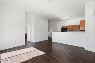 Photo #6: 6955999 Listing 