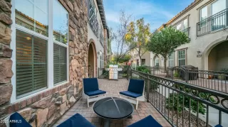 Photo #6: 6956146 Listing