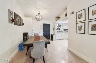 Photo #5: 6956291 Listing