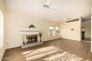 Photo #2: 6956416 Listing