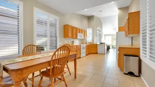 Photo #6: 6956562 Listing