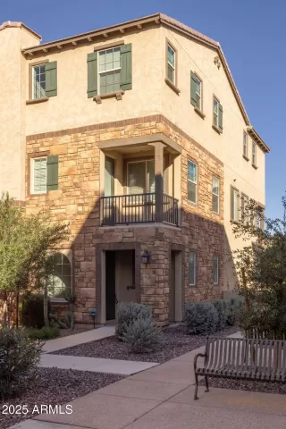 Photo #6: 6956660 Listing 