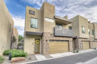 Browse active condo listings in LEVEL TOWNHOMES