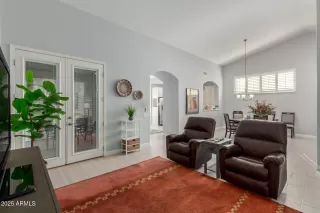 Photo #3: 6956817 Listing 