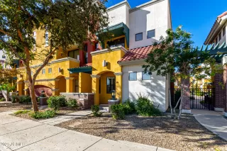 Photo #1: 6956822 Listing