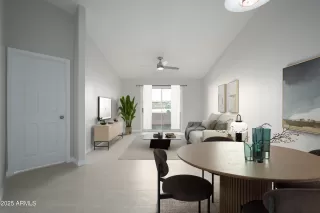 Photo #1: 6956835 Listing