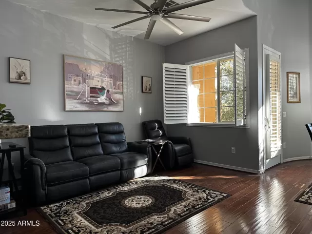 MLS: 6956906 Condo For Sale