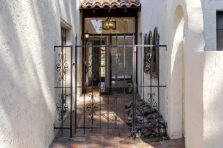 Photo #1: 6956984 Listing 