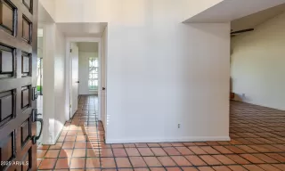 Photo #3: 6956984 Listing 