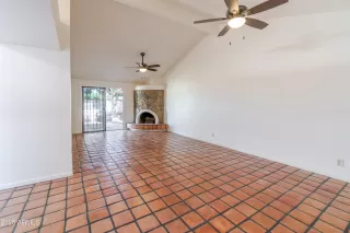 Photo #4: 6956984 Listing 