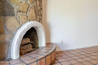 Photo #6: 6956984 Listing 