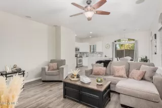 Photo #3: 6957180 Listing