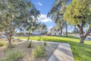 Photo #3: 6957568 Listing