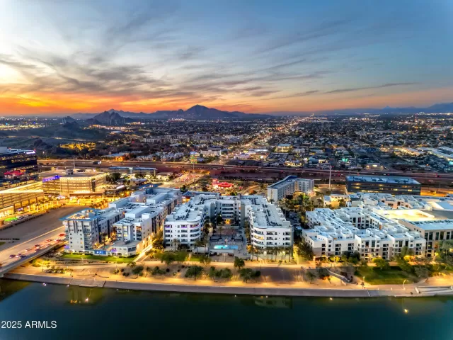 MLS: 6958029 Condo For Sale