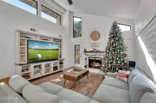 Photo #1: 6958282 Listing