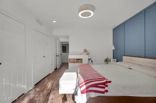 Photo #6: 6958282 Listing