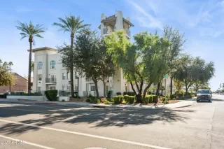 Photo #1: 6958314 Listing