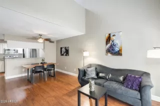 Photo #2: 6958346 Listing 